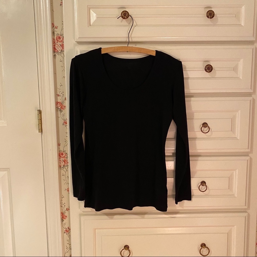 Black long sleeve shirt